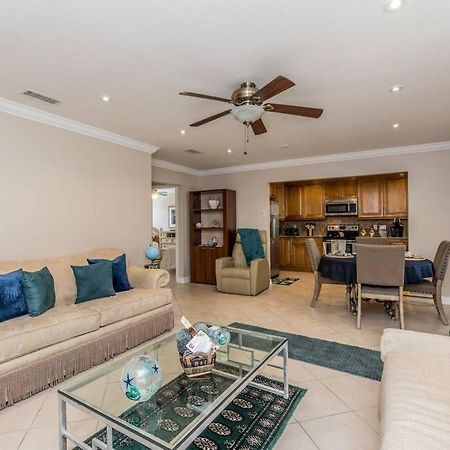 Villa Ocean Vacation Breeze Lantana Esterno foto